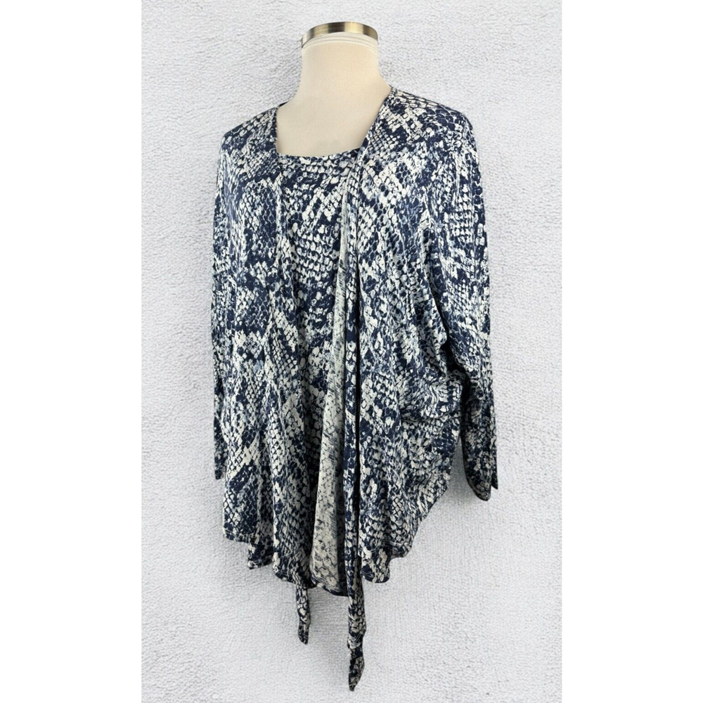 Belle Kim Gravel Printed Slub Knit Shrug and Tank Set Indigo Snake Plus Size 4X - Picture 16 of 16